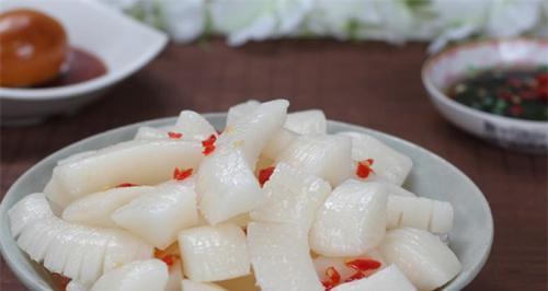 《酸萝卜酸萝卜制作大揭秘》（如何在小森生活中制作美味酸萝卜）